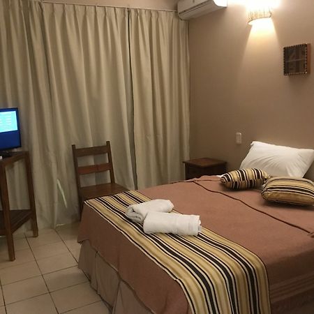 Tangoinn Club Iguazu Party Luxury Hostel プエルト・イグアス エクステリア 写真