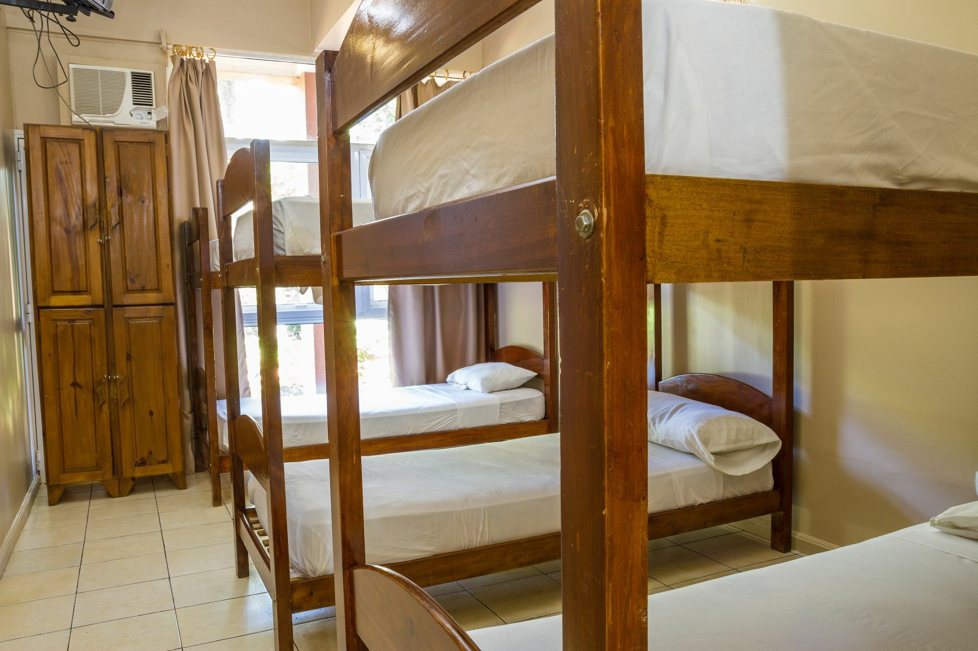 Tangoinn Club Iguazu Party Luxury Hostel プエルト・イグアス エクステリア 写真