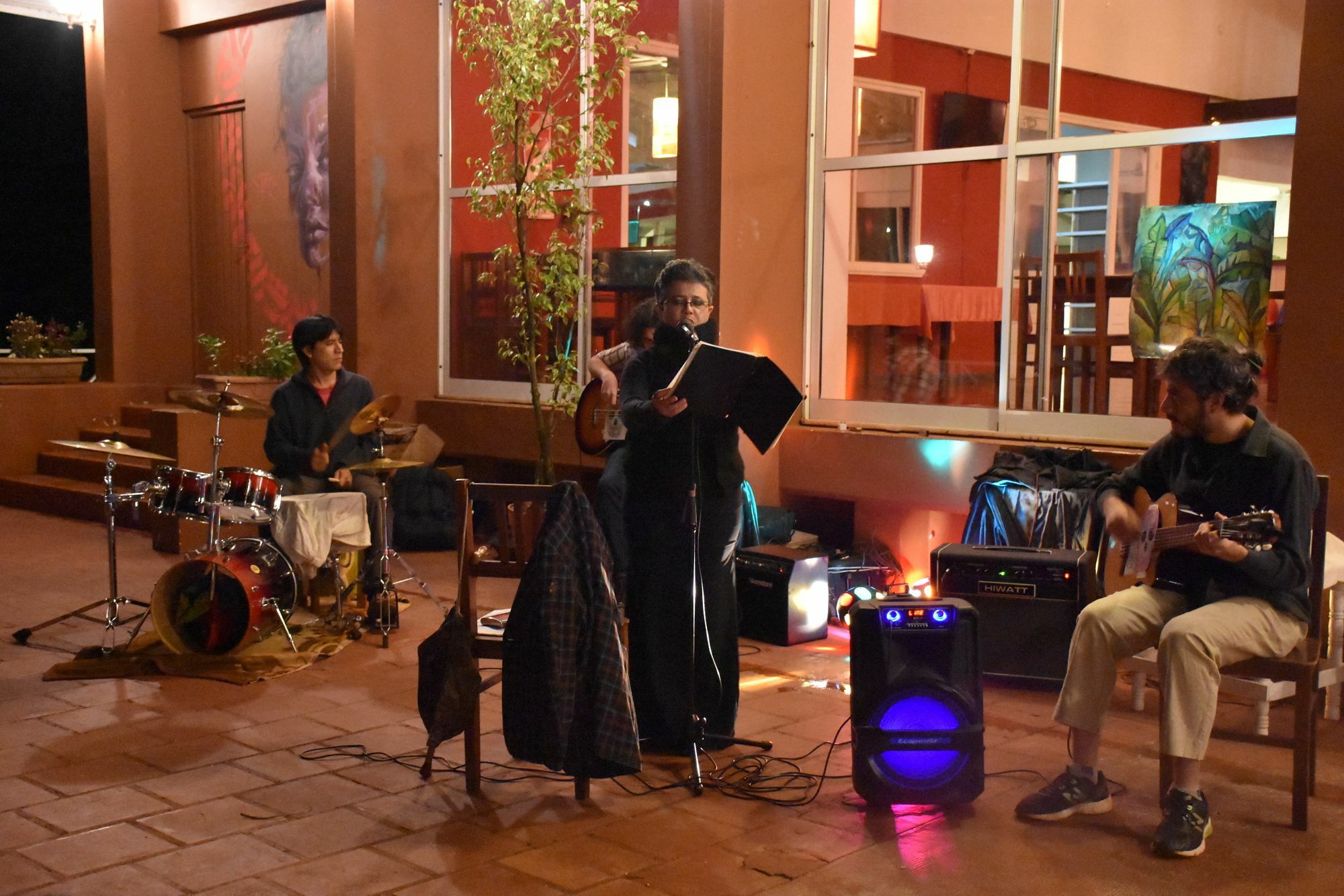 Tangoinn Club Iguazu Party Luxury Hostel プエルト・イグアス エクステリア 写真