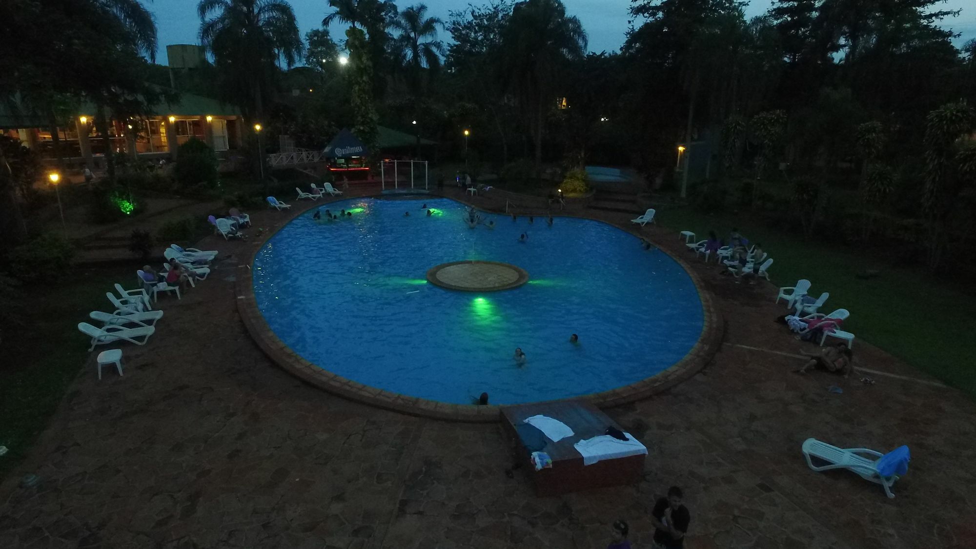 Tangoinn Club Iguazu Party Luxury Hostel プエルト・イグアス エクステリア 写真