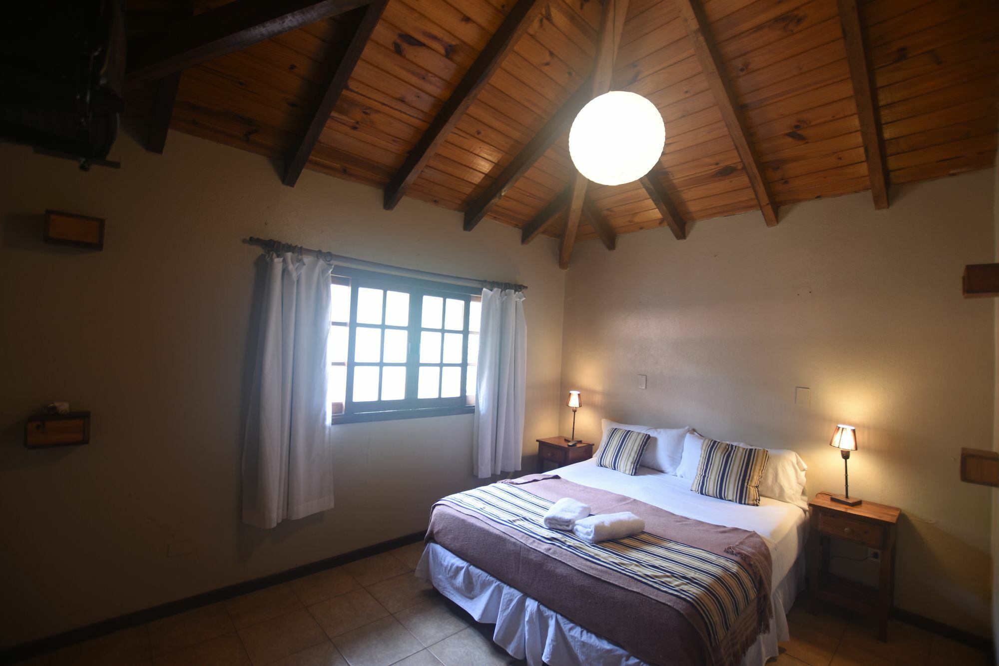 Tangoinn Club Iguazu Party Luxury Hostel プエルト・イグアス エクステリア 写真